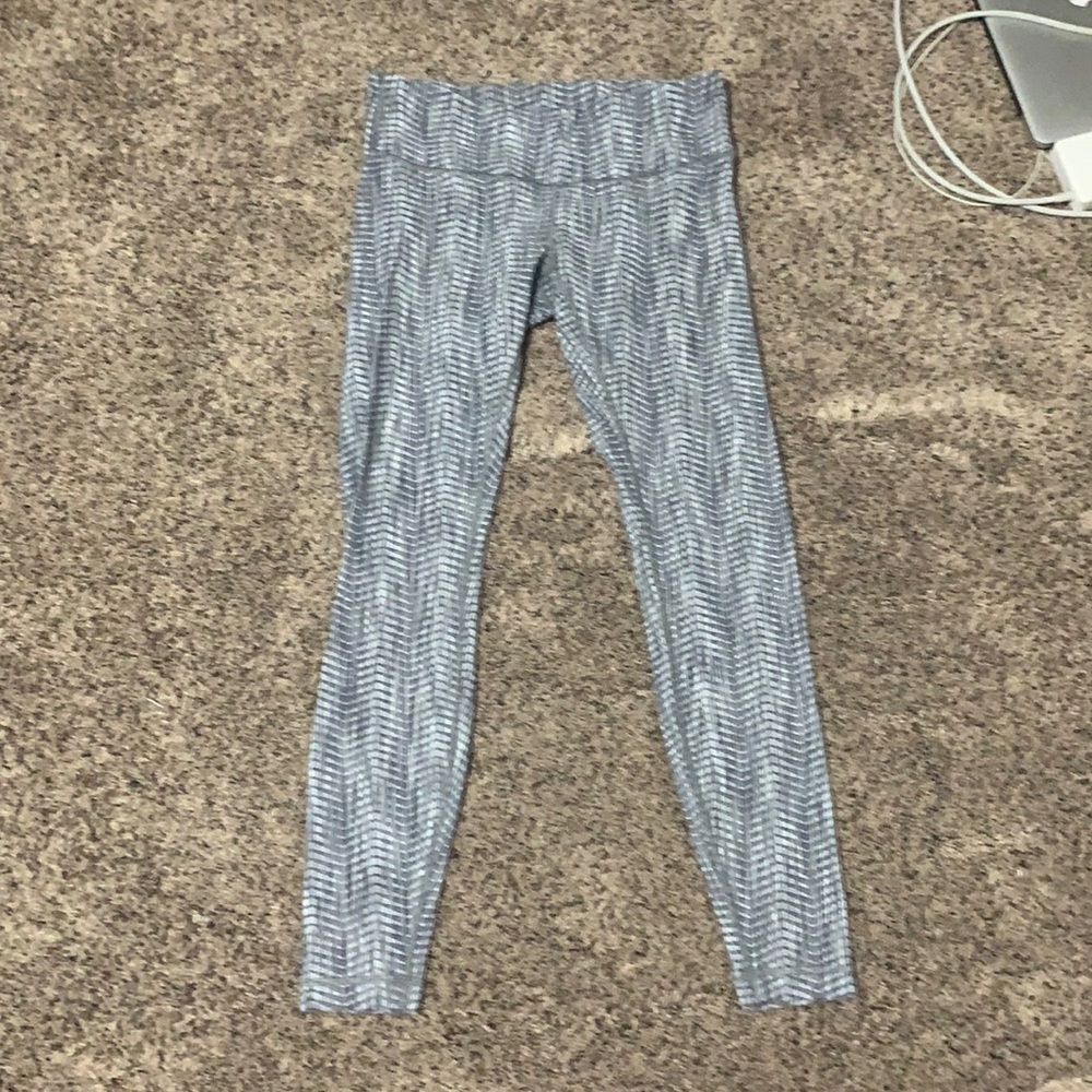 Lululemon Yoga Pants Wunder Under size 8